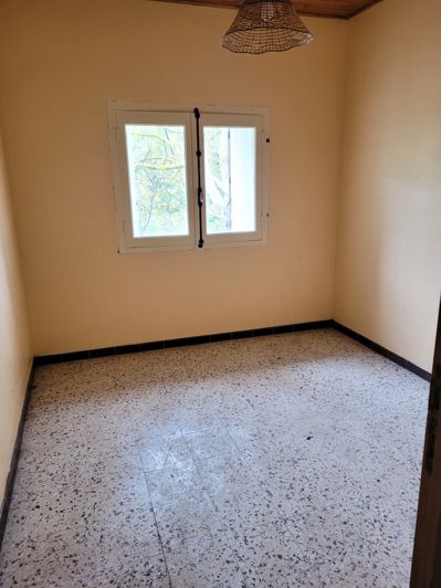 Image No.9-2 Bed House for sale