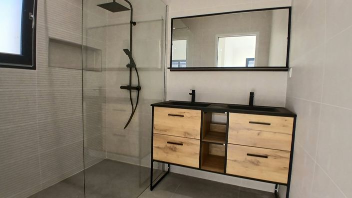 Image No.19-Propriété de 3 chambres à vendre à Cessenon-sur-Orb