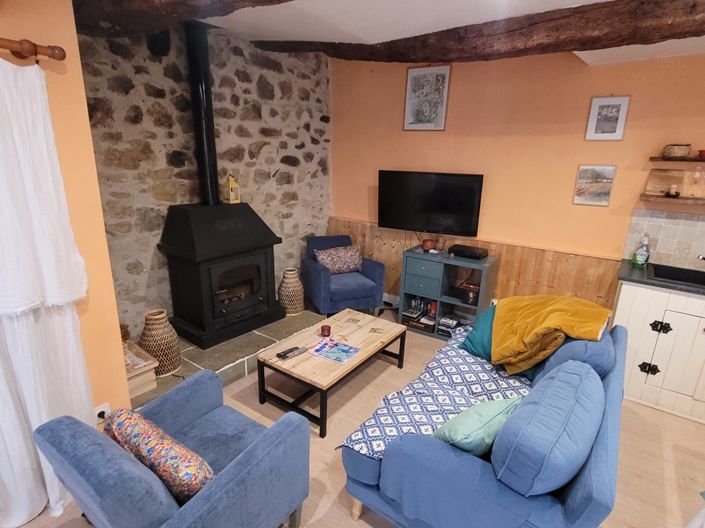 Image No.4-2 Bed House for sale
