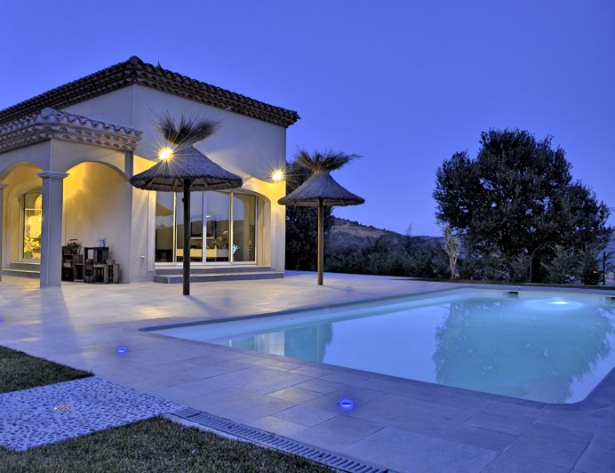 Image No.20-4 Bed Property for sale
