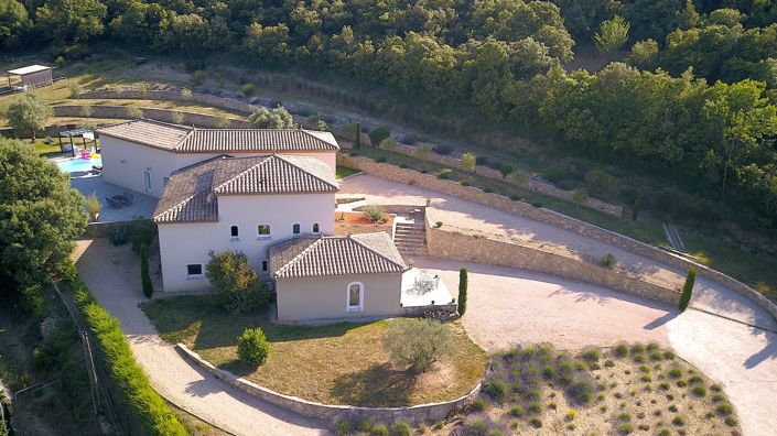 Image No.3-4 Bed Property for sale