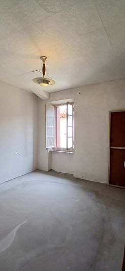 Image No.14-3 Bed House for sale