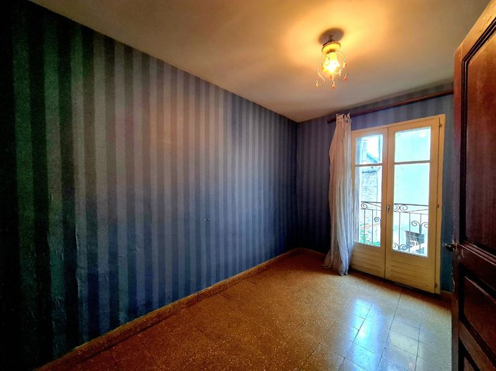 Image No.8-3 Bed House for sale