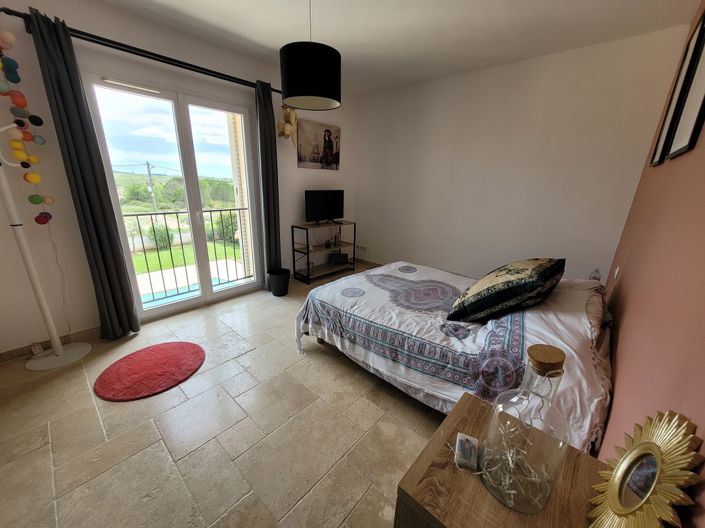 Image No.16-4 Bed Property for sale