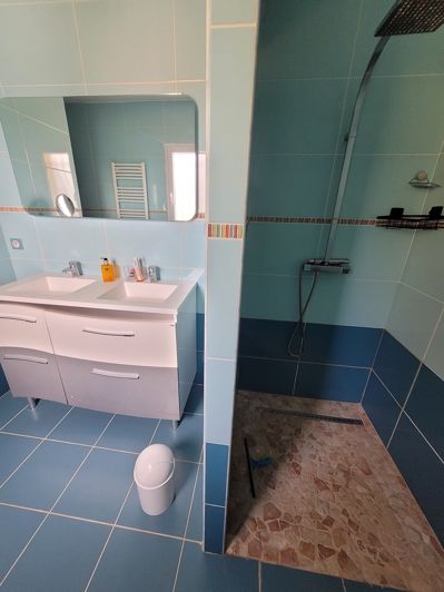 Image No.14-4 Bed Property for sale