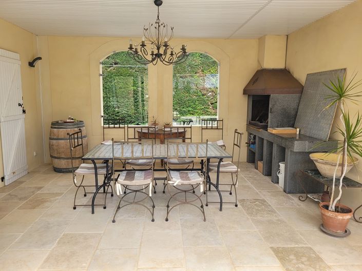 Image No.8-4 Bed Property for sale