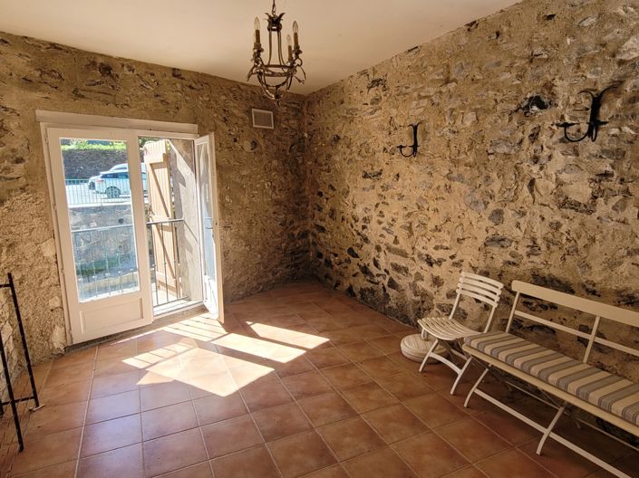 Image No.12-3 Bed House for sale