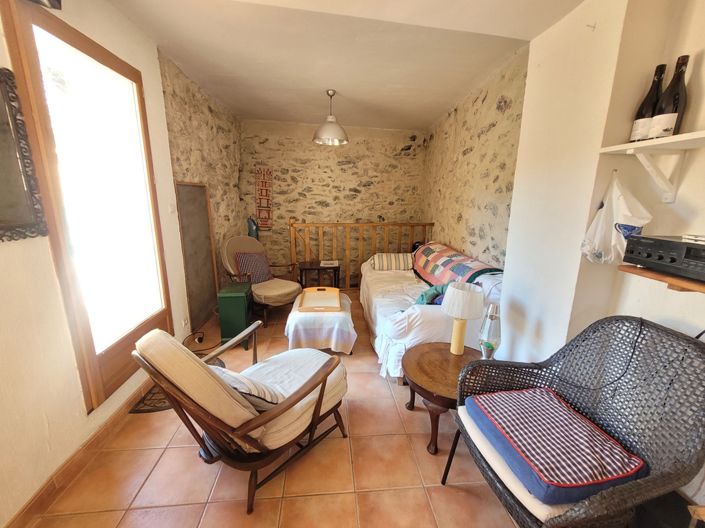 Image No.10-3 Bed House for sale