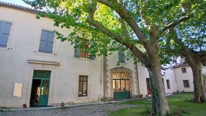 Image No.17-9 Bed Property for sale