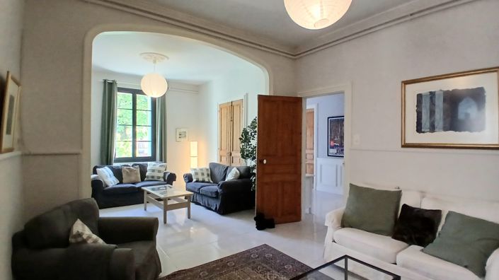 Image No.13-7 Bed Property for sale