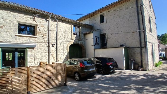 Image No.6-7 Bed Property for sale