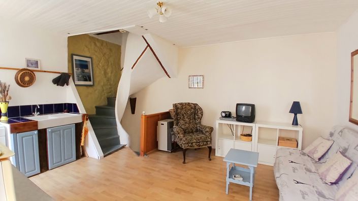 Image No.4-2 Bed House for sale