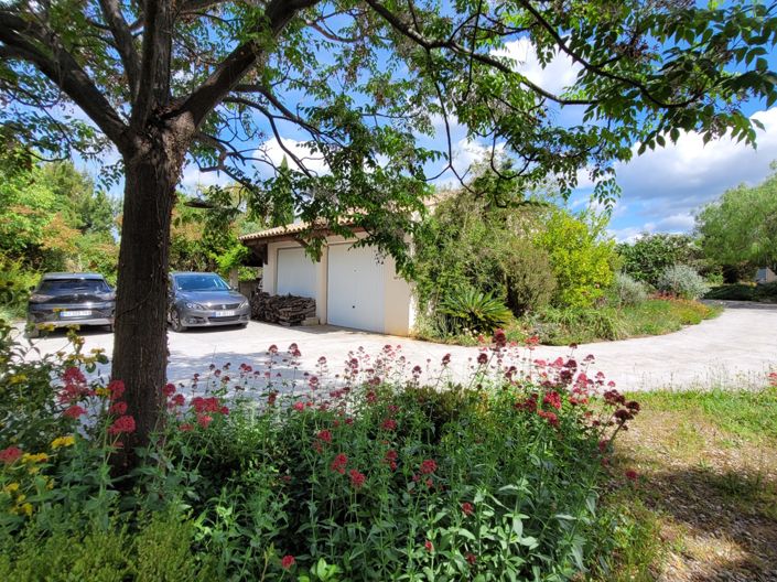 Image No.2-4 Bed Property for sale