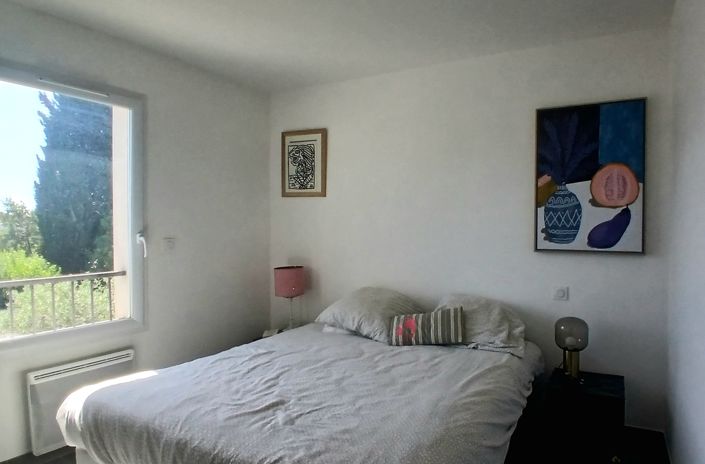 Image No.18-3 Bed Property for sale