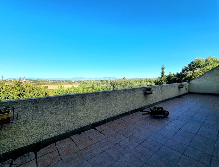 Image No.12-4 Bed Property for sale