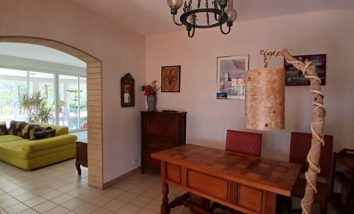 Image No.16-4 Bed Property for sale