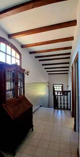 Image No.30-4 Bed Property for sale