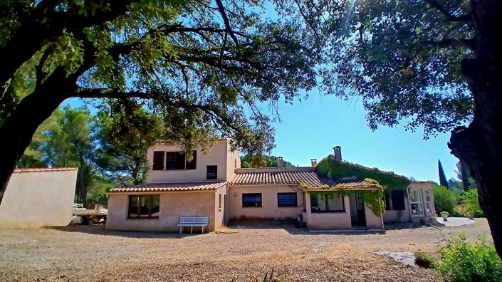 Image No.7-4 Bed Property for sale