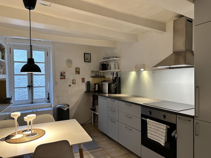 Image No.17-3 Bed House for sale