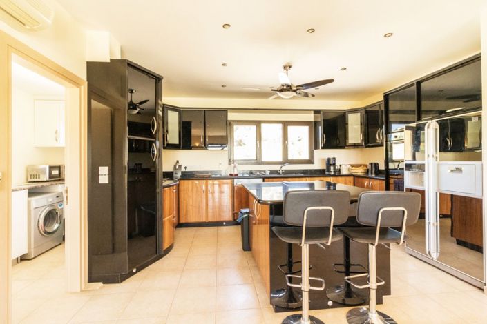 Image No.6-5 Bed Villa for sale