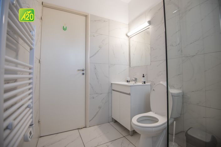 Image No.10-2 Bed Apartment for sale