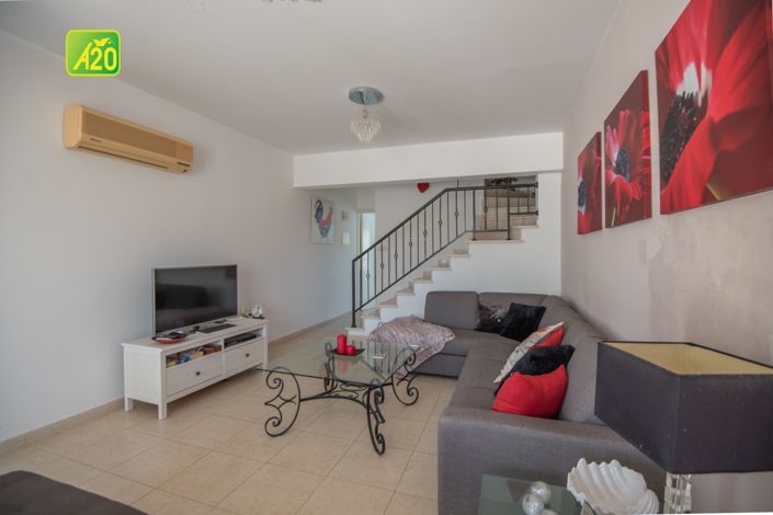 Town House in Polis, Prodromi