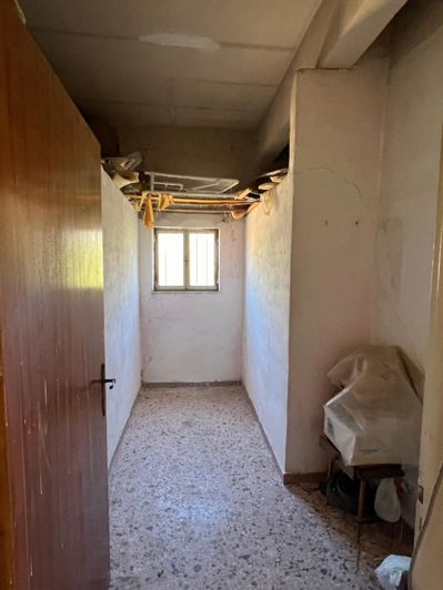 Image No.11-2 Bed House for sale