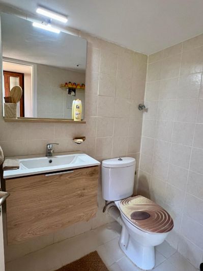 Image No.17-2 Bed House for sale