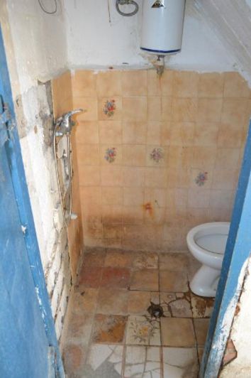 Image No.17-2 Bed House for sale