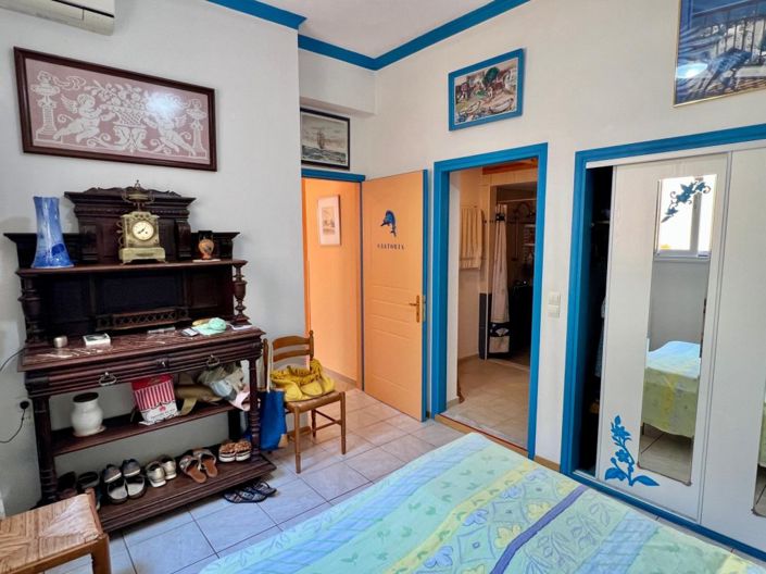 Image No.13-6 Bed House for sale
