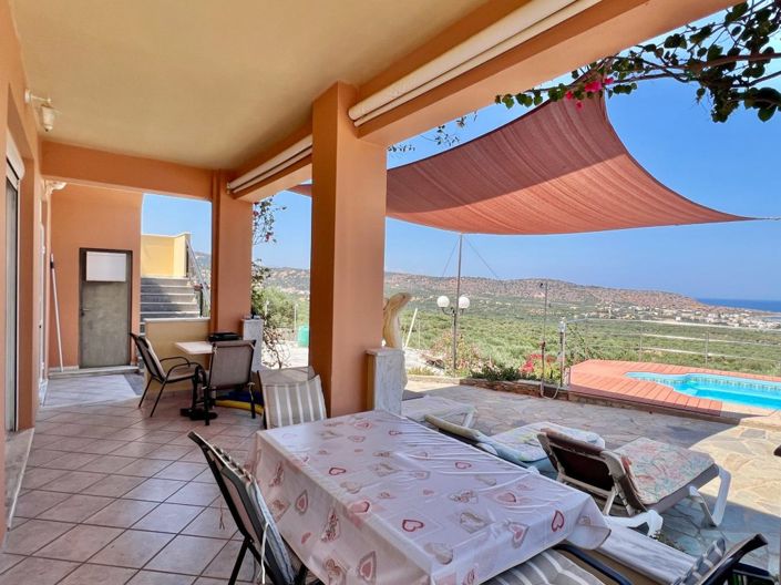 Image No.16-6 Bed House for sale