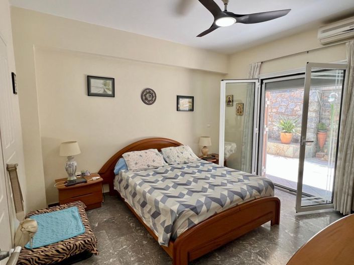 Image No.29-6 Bed House for sale