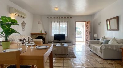 ho474644villaforsalemorairawalkingdistanceins