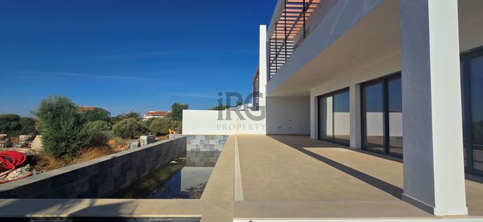 Image No.7-4 Bed Townhouse for sale