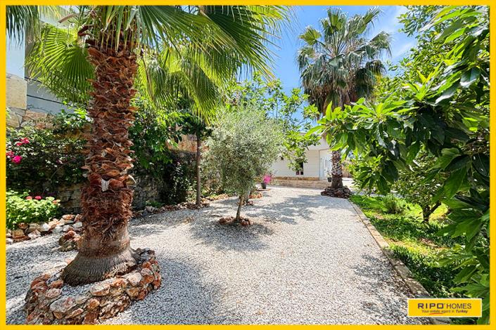 Image No.55-2 Bed Villa for sale
