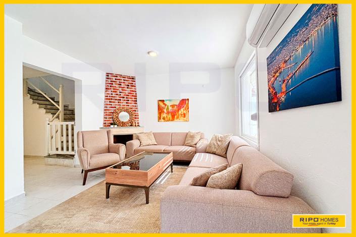 Image No.3-4 Bed Semi-Detached for sale