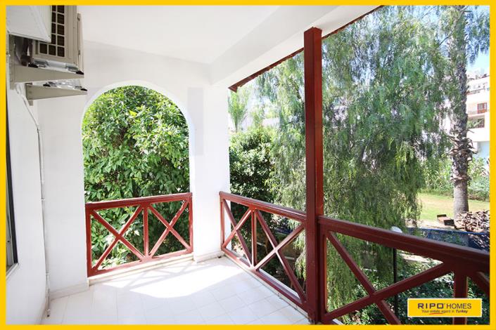 Image No.24-4 Bed Semi-Detached for sale