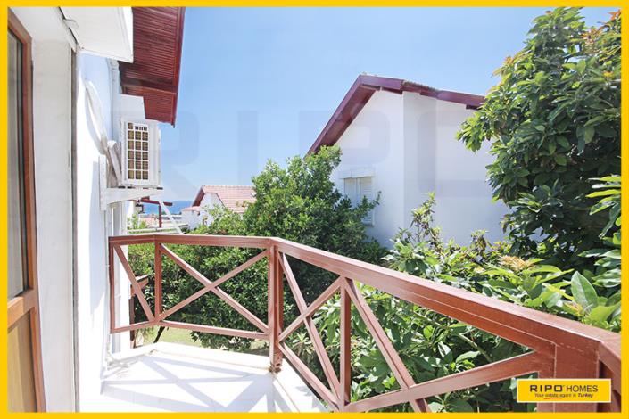 Image No.34-4 Bed Semi-Detached for sale