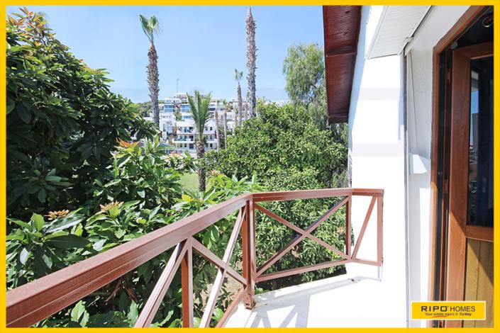 Image No.35-4 Bed Semi-Detached for sale