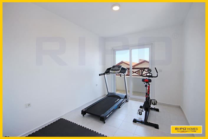 Image No.41-4 Bed Semi-Detached for sale