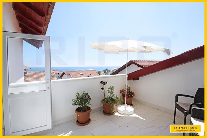 Image No.45-4 Bed Semi-Detached for sale