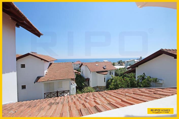 Image No.46-4 Bed Semi-Detached for sale