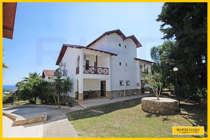 Image No.51-4 Bed Semi-Detached for sale
