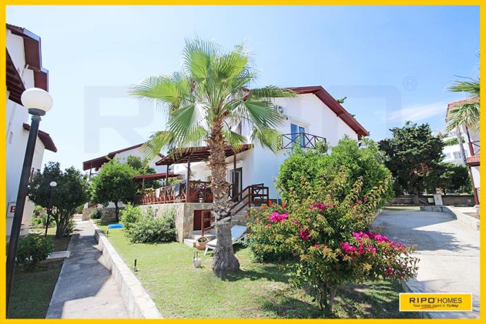 Image No.52-4 Bed Semi-Detached for sale