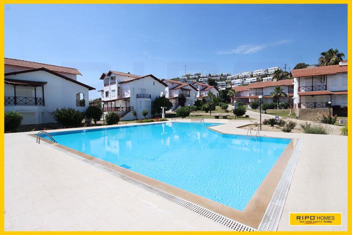 Image No.58-4 Bed Semi-Detached for sale