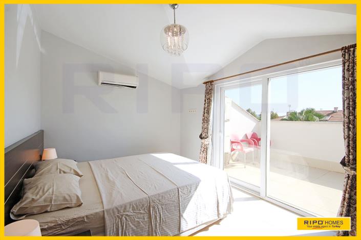 Image No.50-4 Bed Penthouse for sale