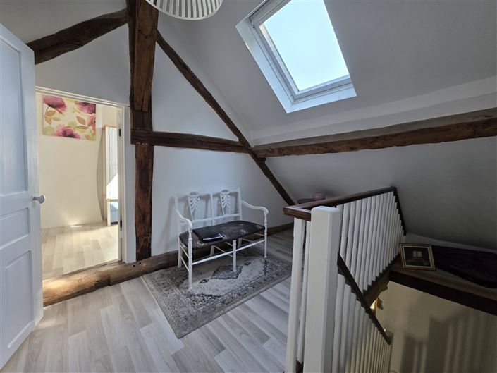 Image No.26-5 Bed House for sale