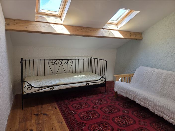 Image No.37-5 Bed House for sale