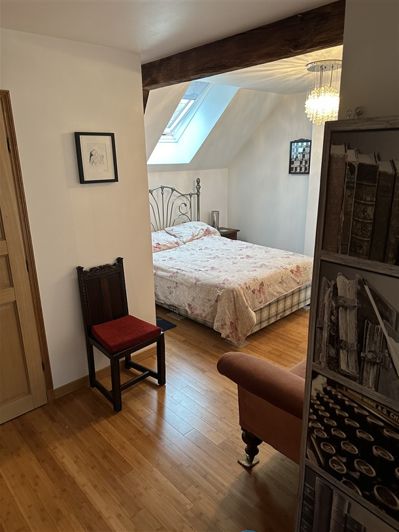 Image No.10-2 Bed House for sale