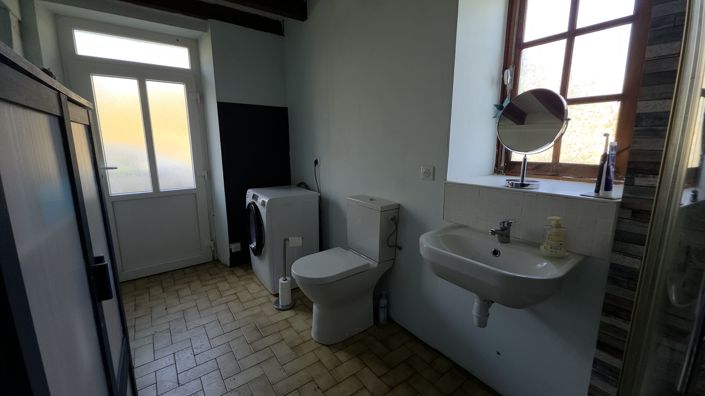 Image No.9-3 Bed Property for sale